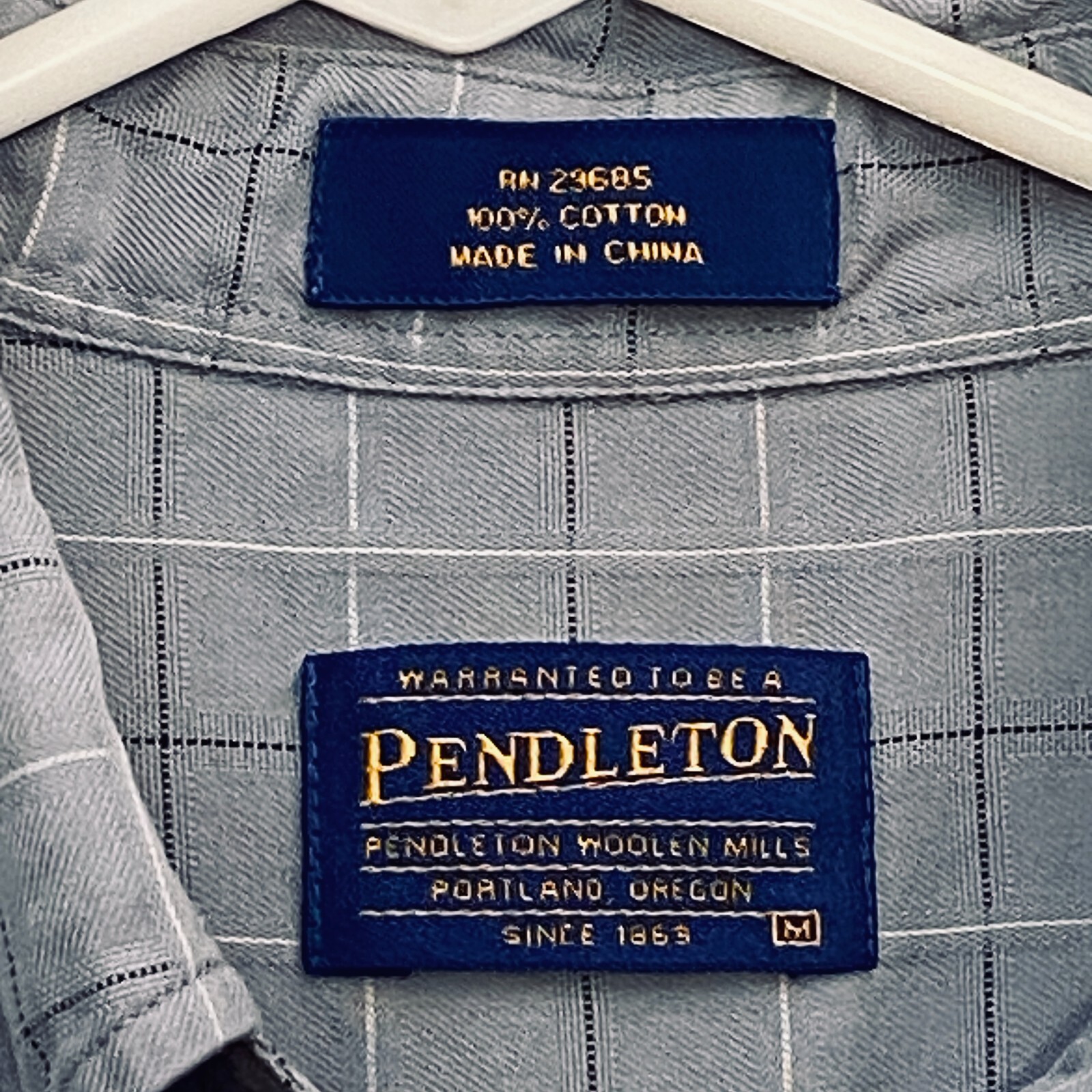 Pendleton Men's M Check Button-Down Long Sleeve S… - image 3