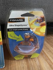 Fiskars ShapeCutter 4800 Great For Papercutting  Scrapbooking SEALED In Package