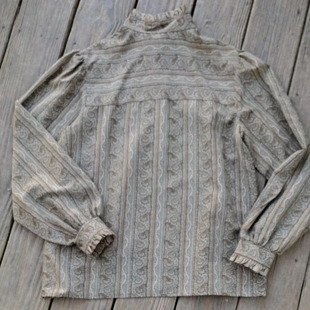 Blusa grande vintage estilo pradera con volantes cuello alto marrón estampado cachemir Foto 4 de 4