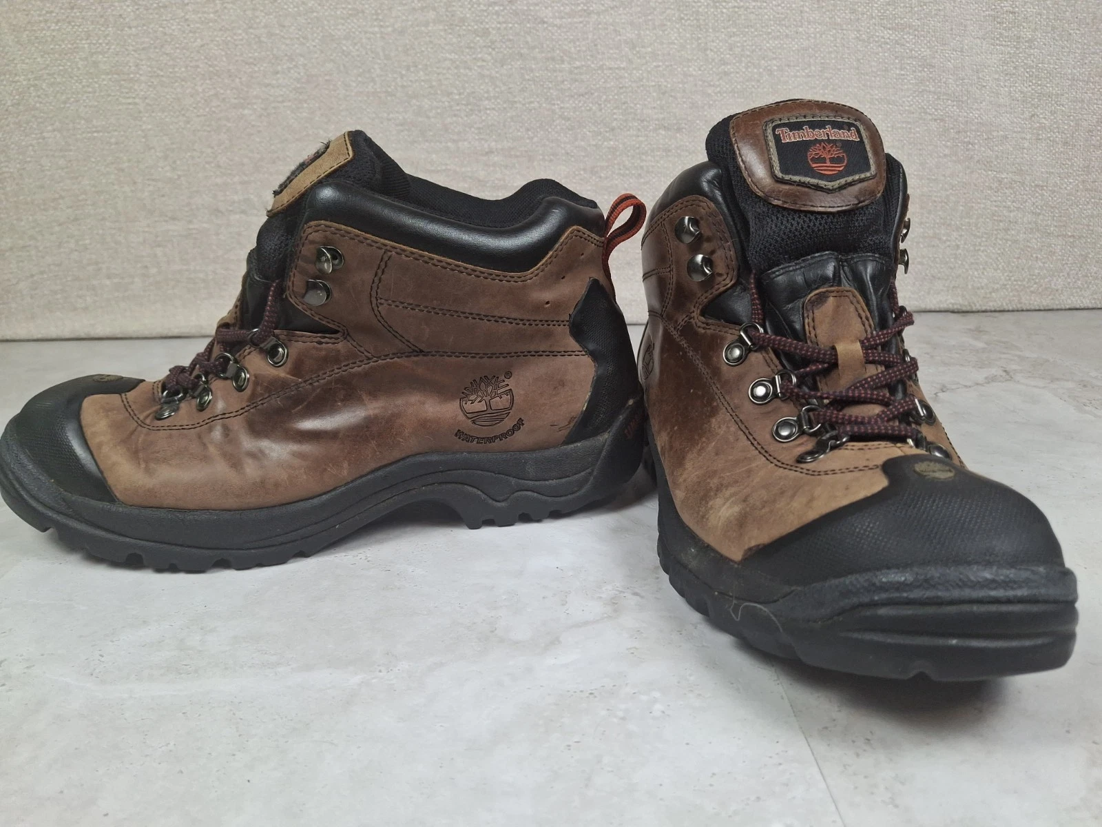 TIMBERLAND BROWN LEATHER HIKING WATERPROOF BOOTS Men' Size 10
Opens in a new window or tab