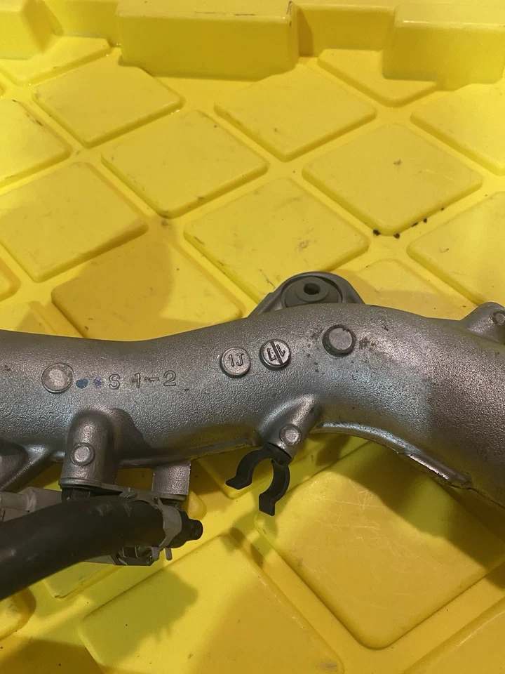 Tubo de conducto de entrada intercooler Nissan Juke 2011-2017 1,6 L 14460-1 KC0A OEM Foto 3 de 4