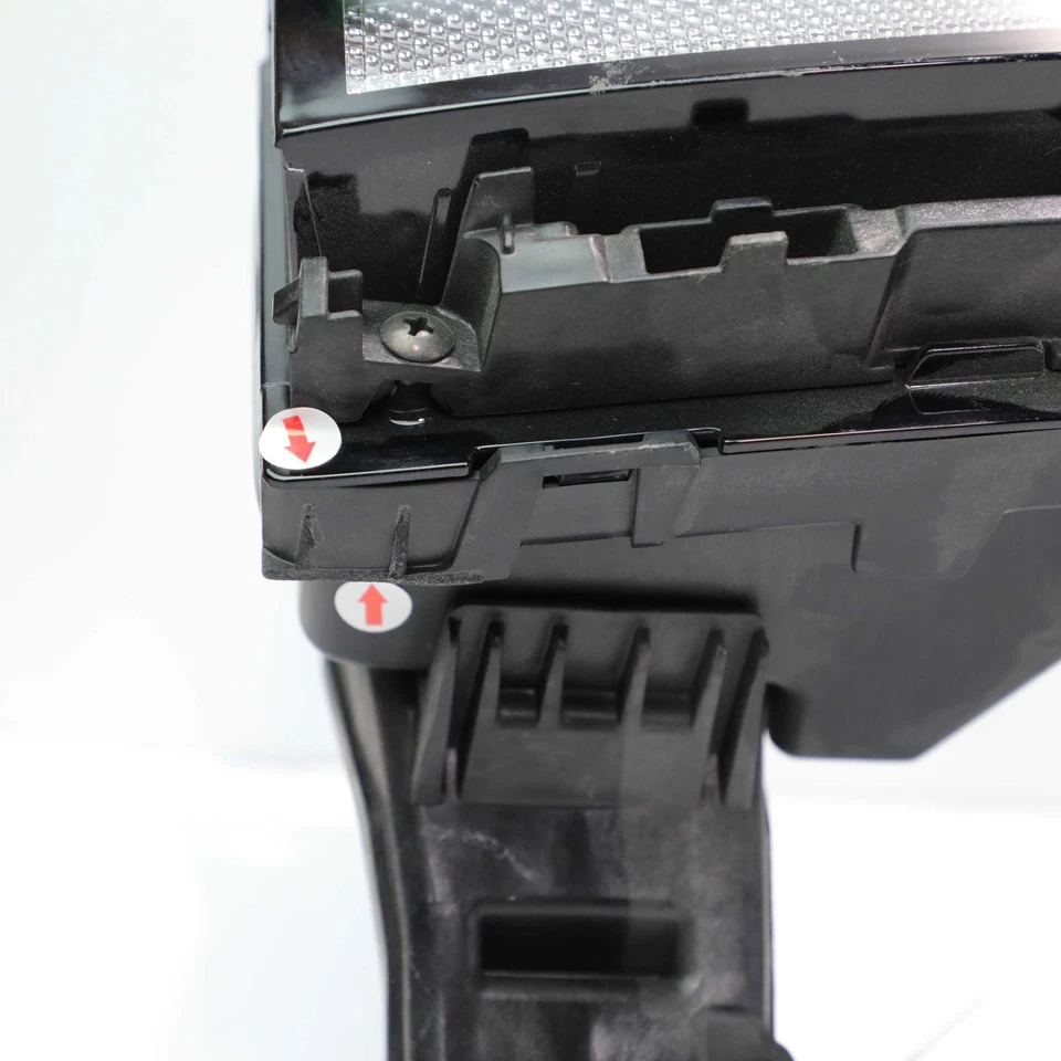 Barra de luz central sistema LED completo Hyundai Santa Fe 2024-2025 OEM 92209-R6100 Foto 4 de 4