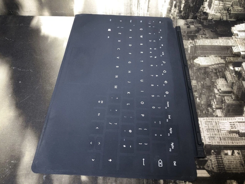 Microsoft 1570 Black Wireless QWERTY Standard Surface Touch Folio Cover Keyboard - Image 2 of 2