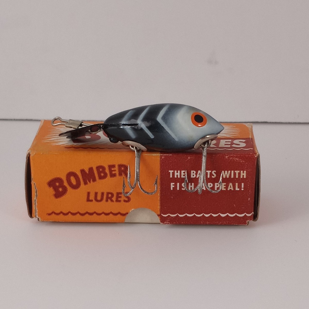 Vintage Bomber Original Wood Lure 200 Series Color 214 Black White