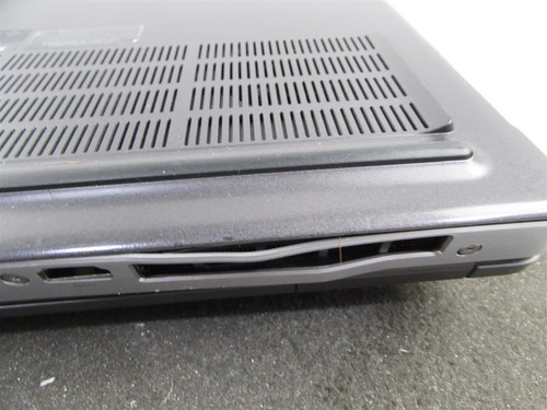 DELL PRECISION 7740 17,3" I7-9750H 512GB SSD 64GB RAM NVIDIA RTX 4000 NO O.S/BAT - Foto 15 di 18