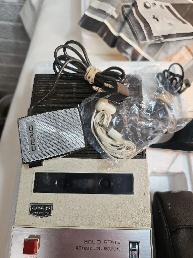 Craig Cassette Reproductor Grabadora de Estado Sólido, Micrófono y Auriculares 2603, Funciona Foto 2 de 4