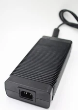 NEW Mean Well GST280A12-C6P AC DC Switching Adapter 12V 21A 252W C14 6-Pin Molex