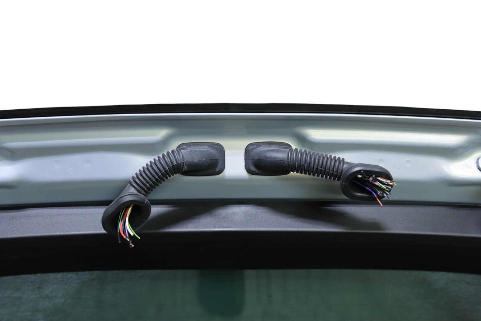 Maserati Grecale Folgore 2023-2026 Rear Right Condenser compartment lid