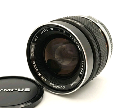 Exc5+] Olympus OM-System Zuiko MC AUTO-W 35mm F2 Wide Angle Lens