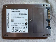 Intel SSD 545s 256GB 2.5" SATA III 6Gb/s Solid State Drive