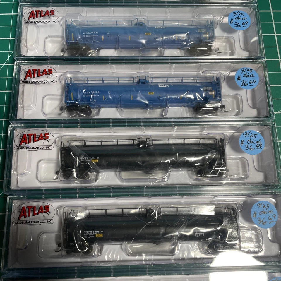 New! N-Scale Atlas 33,000 Fallen Tank Cars 8-Pack $ 293.52 Make offer - Image 3 of 4