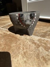Mortero molcajete tradicional mexicano tallado roca volcánica forma de cerdo sin mortero