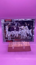 2026 Topps Series 1 Detroit Tigers Team Card Diamante Foil  #262
