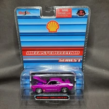 Maisto 1970 Dodge Challenger R/T Shell Diecast Collection Series 1 Pink 1:64