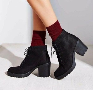 vagabond boots lace up