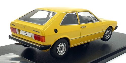 KK Scale 1/18 Scale KKDC181373 - 1976 Volkswagen Scirocco TS - Yellow - Picture 2 of 5