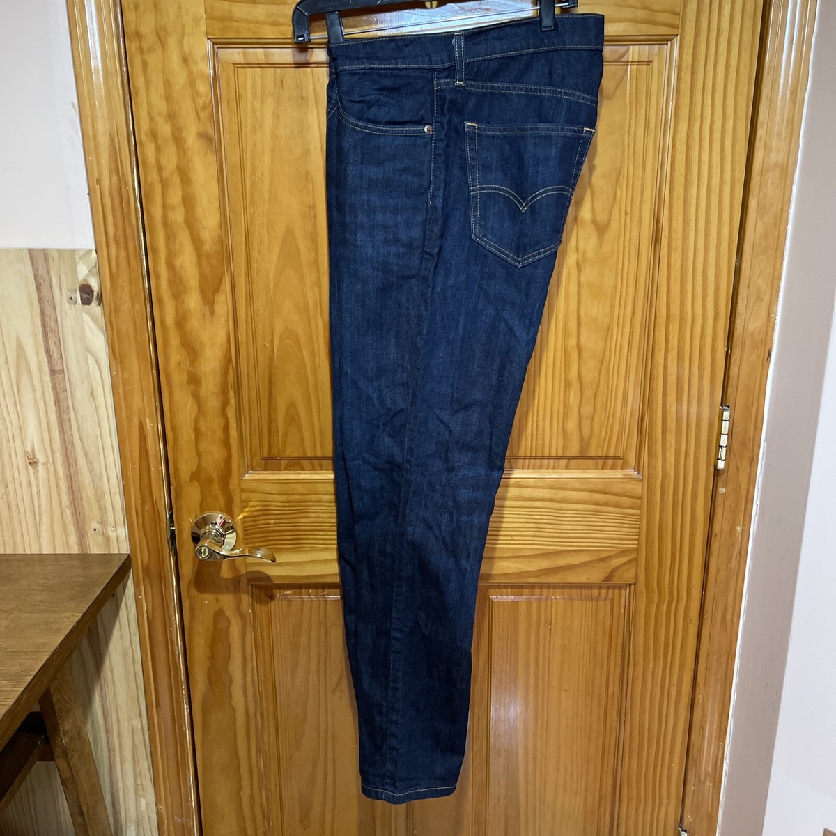 Levis 541 Mens Jeans Sz 32x32 Blue Denim Zip Fly Athletic Taper