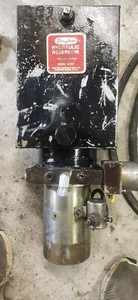 12V Hydraulic Pump  And 12' Hose