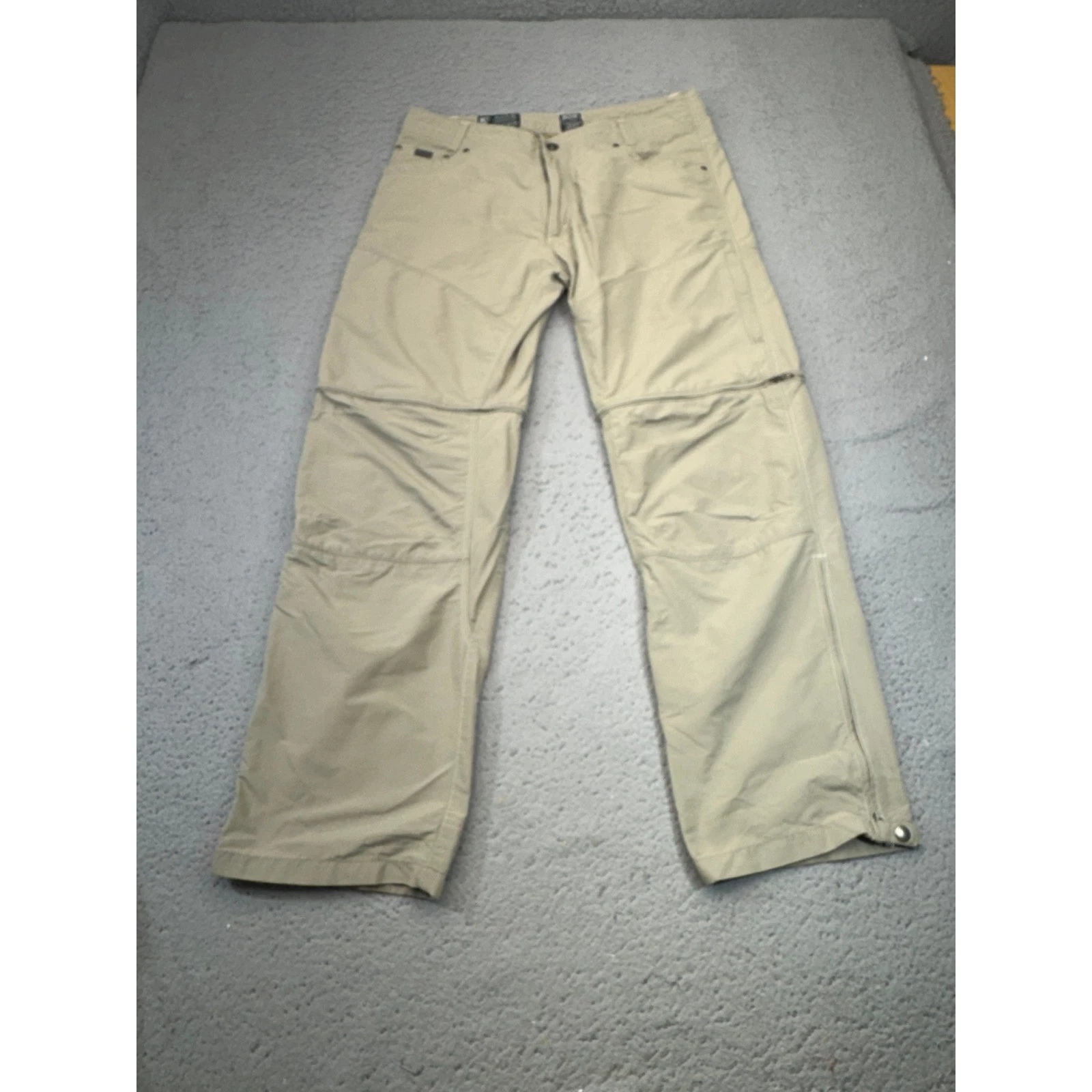 KUHL Liberator Convertible Mens 36x30 Khaki Stealth Zip Off Hiking Cargo Pants