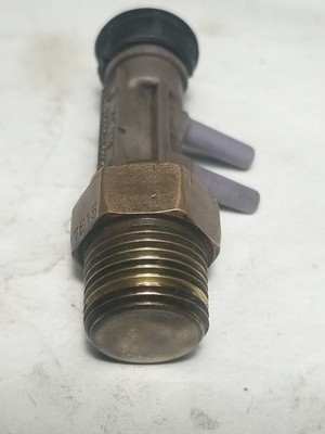 1984-93 Toyota Trucks 22 Engine Genuine Vacuum Switching Valve