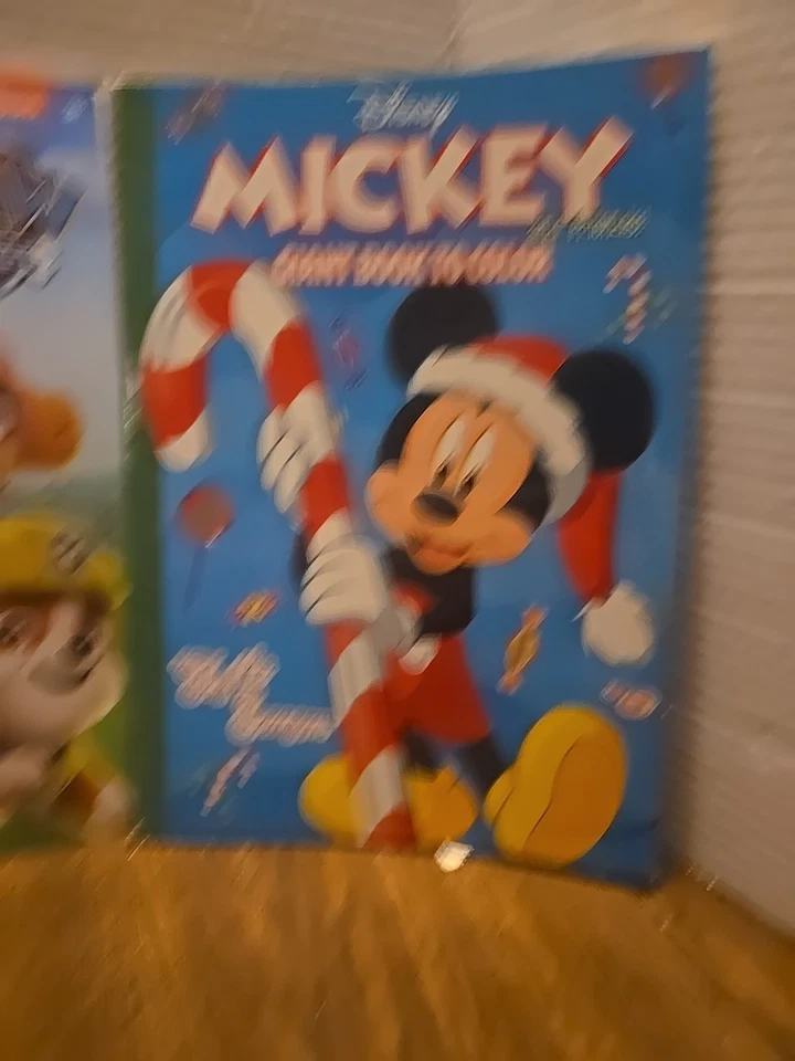 Lot Of 3 Color/Sticker/Activity Books DISNEY, NICKELODEON - Image 4 of 4