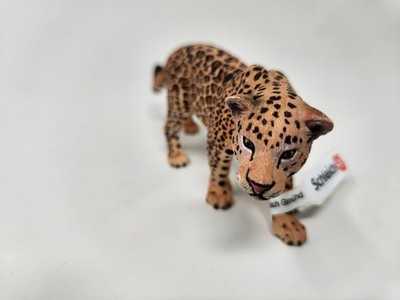 Schleich Leopard Figure Realistic Wild Animal Toy w Tag Safari Zoo Cat