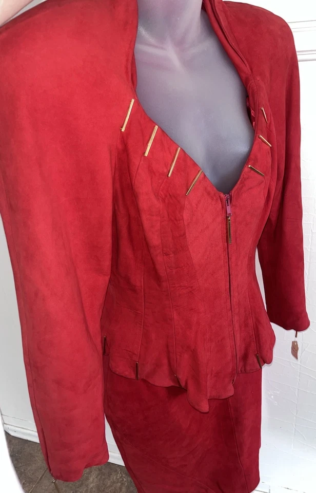 Conjunto Falda Traje Totally Años 80 Vintage Karen Okada David Howard Rojo 100% Gamuza Talla 10 Foto 2 de 4