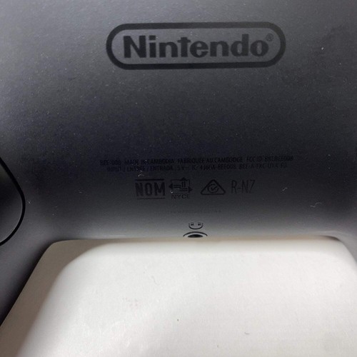 Nintendo Switch 2 Pro Controller Controller BEE-008 Black - Picture 7 of 8