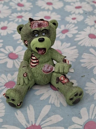 Bad Taste Bears - Dawn of the Ted - 6 Different Figures Rare.