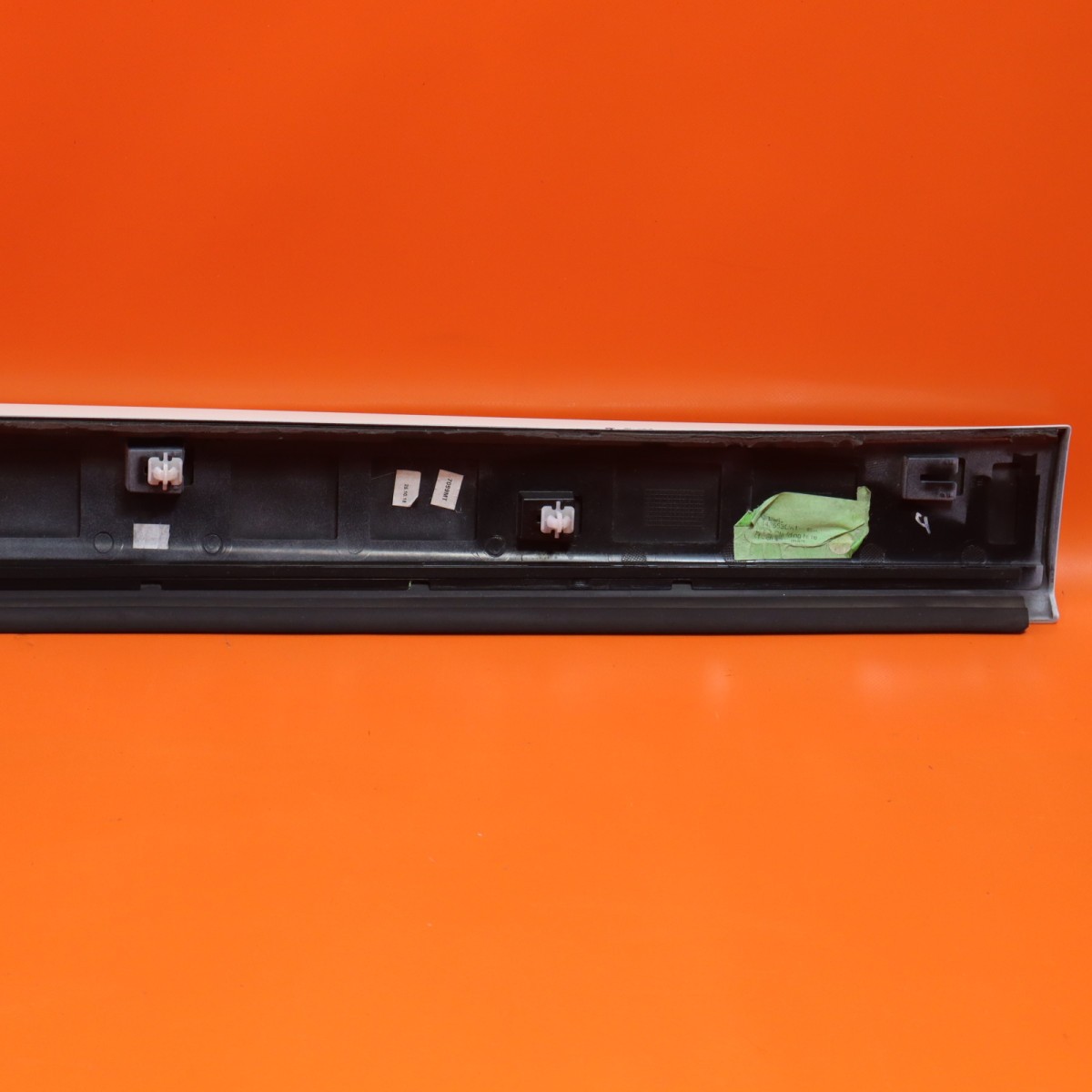 ROLLS ROYCE CULLINAN DOOR MOLDING RIGHT REAR 2017-2021 2022 2023 51137448584
