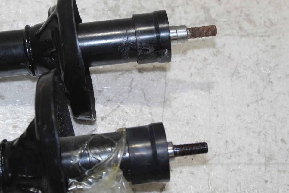 COPPIA AMMORTIZZATORI ANTERIORI PER FORD ESCORT DAL 1991 MOTORCRAFT 1018195 Foto 3 de 3