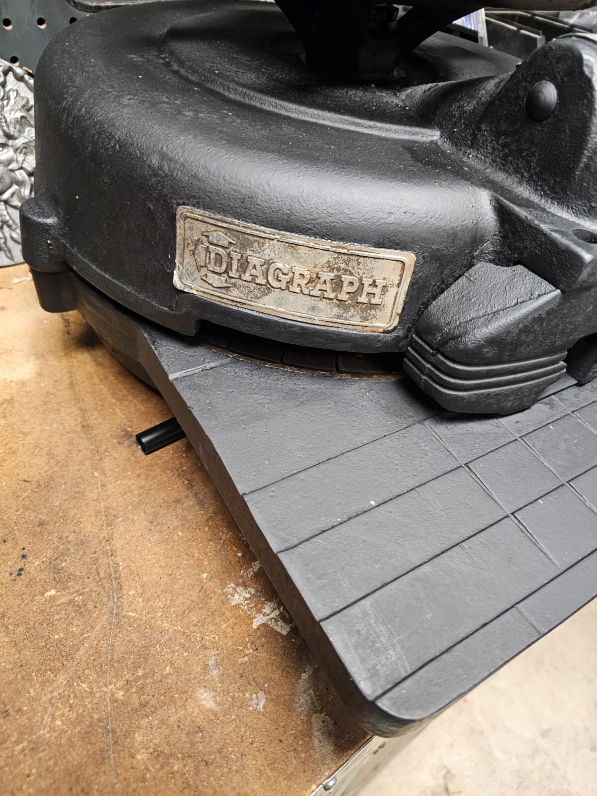 Diagraph Stencil cutting machine FEDERAL spec no gg-s-747 with card stock