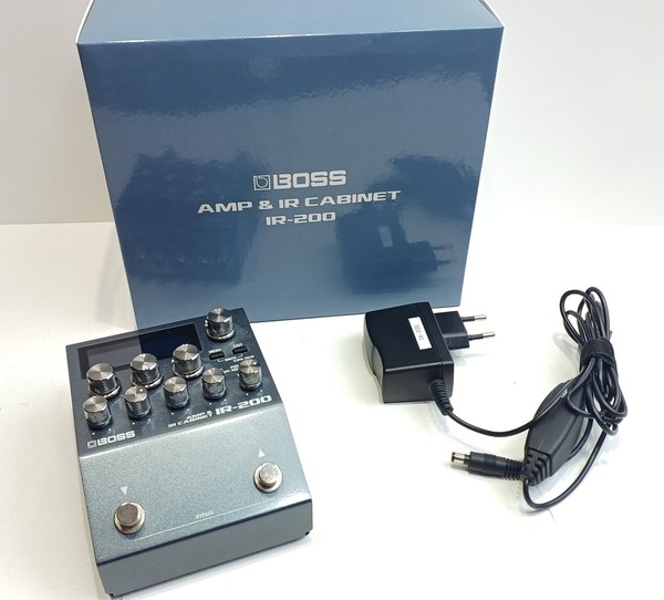 Boss IR-200. Pedal Amplificador para Guitarra