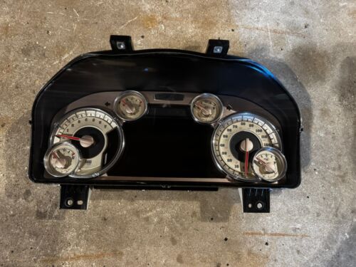 ✨OEM 2014-2018 Ram Gas Longhorn Instrument Gauge Cluster Speedometer - Picture 1 of 2