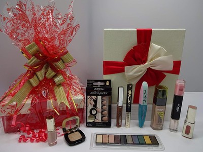 L'Oreal Make Up Glam Box Geschenkset Korb, Luxus Beauty Paket für Frauen