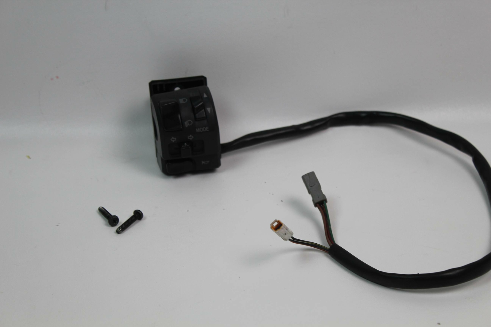 Ducati Hypermotard 1100S 1100 08-10 Left Headlight Blinker Switch  