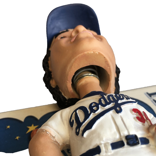 Fernando Valenzuela Bobblehead 2001 Los Angeles LA Dodgers Stadium exclusivo nuevo - Imagen 9 de 18