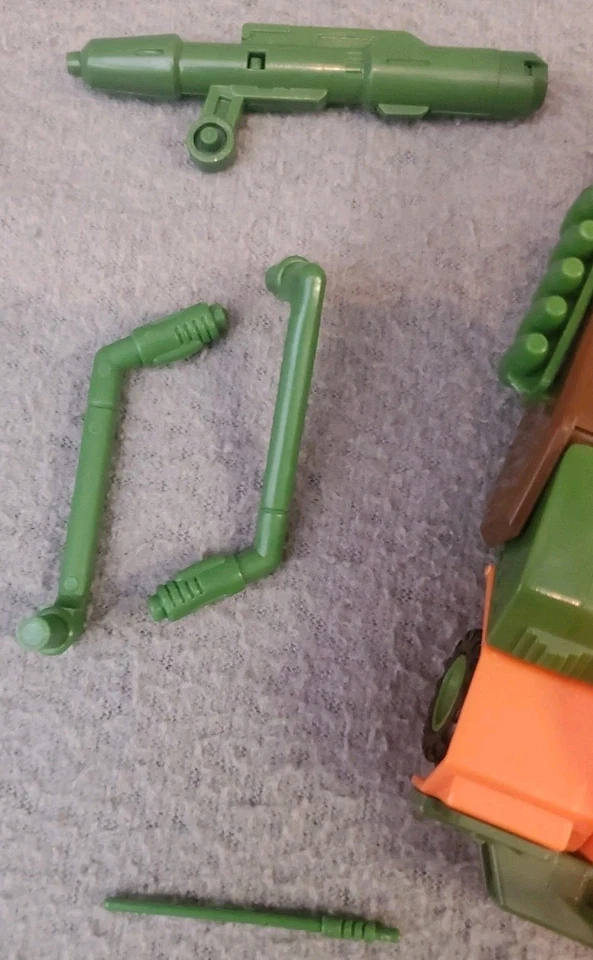 Transformers G1 Vintage 1984 Roadbuster Deluxe VV-54 Mugen Caliber Near Complete - Image 3 of 4