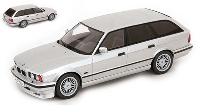 ModelCarGroup BMW ALPINA B10 (E34) 4,6 TOURING 1991 SILVER 1:18