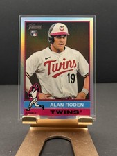 2025 Topps Heritage #544 Alan Roden Chrome Refractor