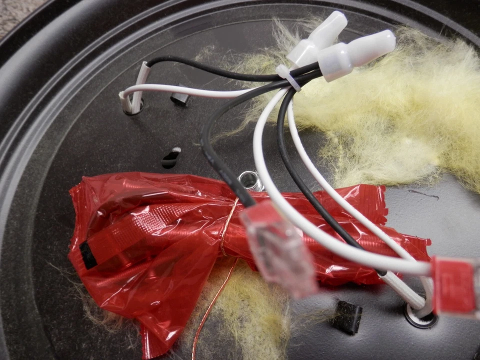 13 pol. MONTAGEM EMBUTIDA BRONZE ESFREGADO, VITRAL DE CHÁ 12,7 X 5,58 - Imagem 3 de 4