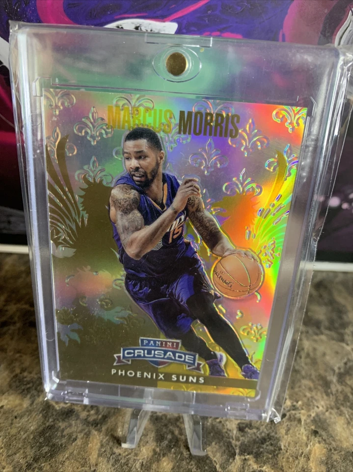 2013-14 Panini Crusade Marcus Morris Gold 5/10 - Image 4 of 4
