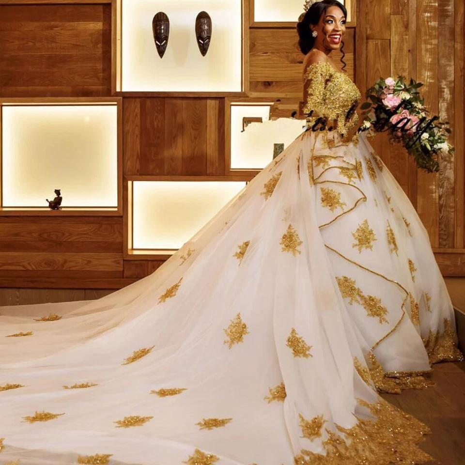 AfricaWedding Dresses Long Sleeves Gold Lace Appliques Bridal Gowns Chapel Train - Image 2 of 4