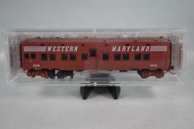 Micro Trains #11600040 Western Maryland Troop Sleeper Car