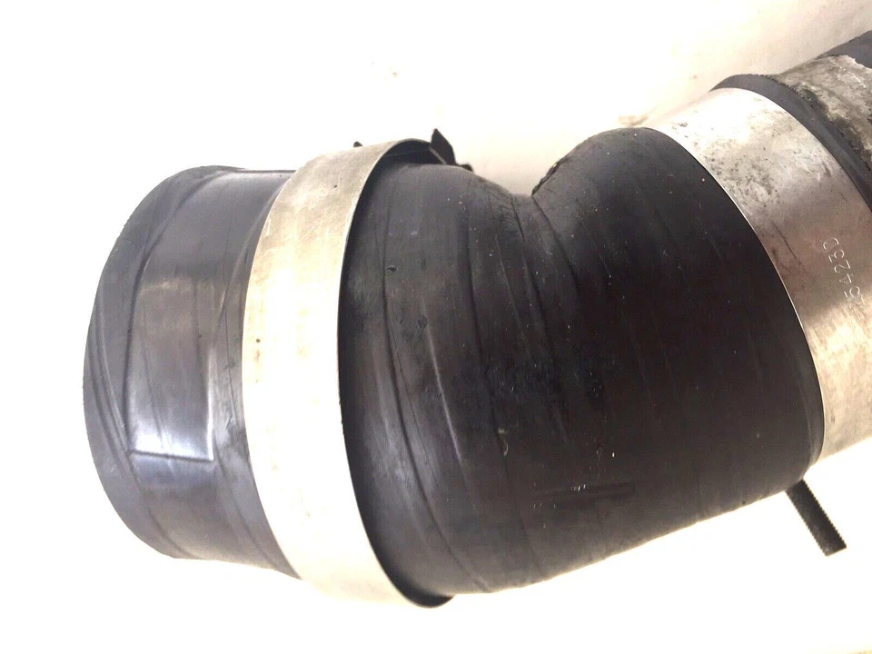 Tubo intercooler lateral pasajero con botas y abrazaderas Dodge 2500 3500 1994-2002 Foto 2 de 4