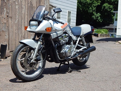 1982 Suzuki GSX / Katana - Picture 3 of 40
