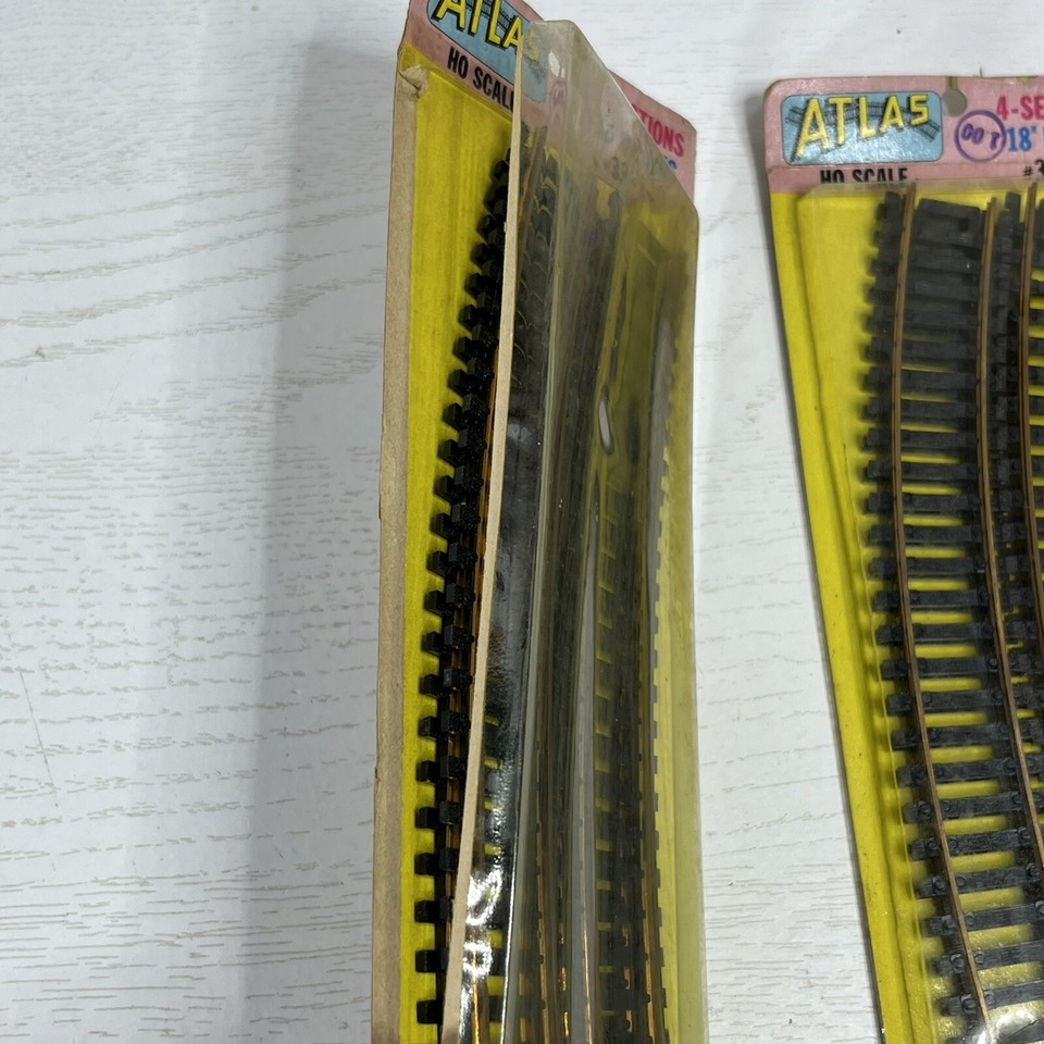 Tyco Atlas Life Like HO Train Track Accessories Lot Track Lights Poles