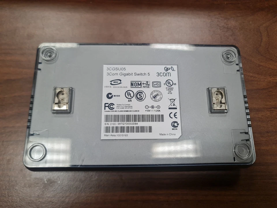 3CGSU05 - 3Com Gigabit Switch 5 PORTE GRIGIO FUNZIONANTE RETE ETHERNET - Imagen 3 de 4