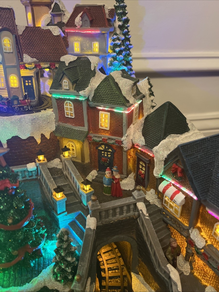 Costco Village de Noel Animated Christmas Village with Music
