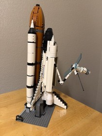 LEGO Creator Expert: Shuttle Adventure 10213 100% Complete W/Instructions No Box
